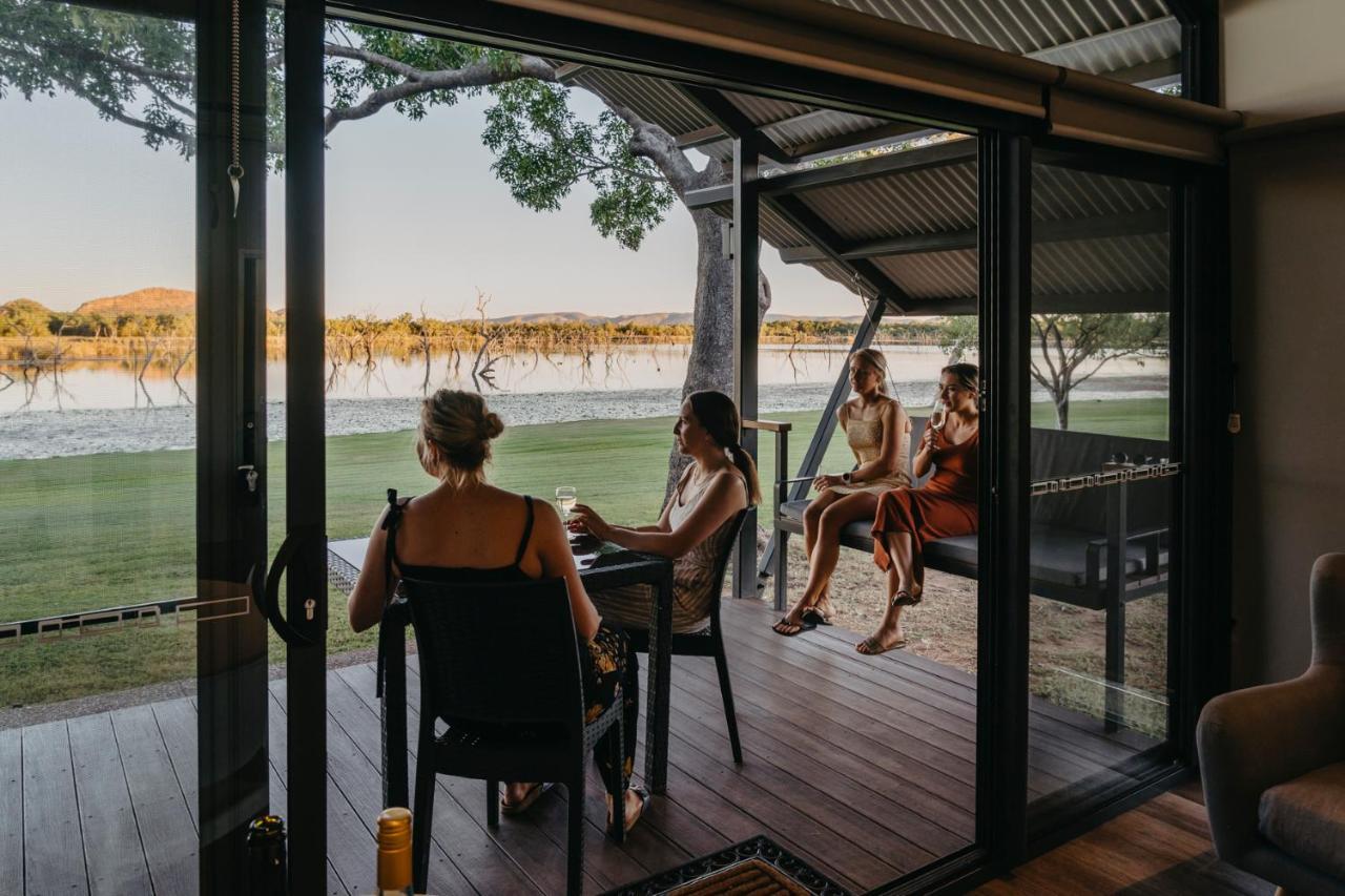 Kimberleyland Waterfront Holiday Park Kununurra Exteriör bild