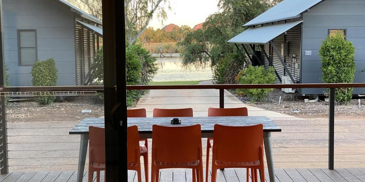 Kimberleyland Waterfront Holiday Park Kununurra Exteriör bild